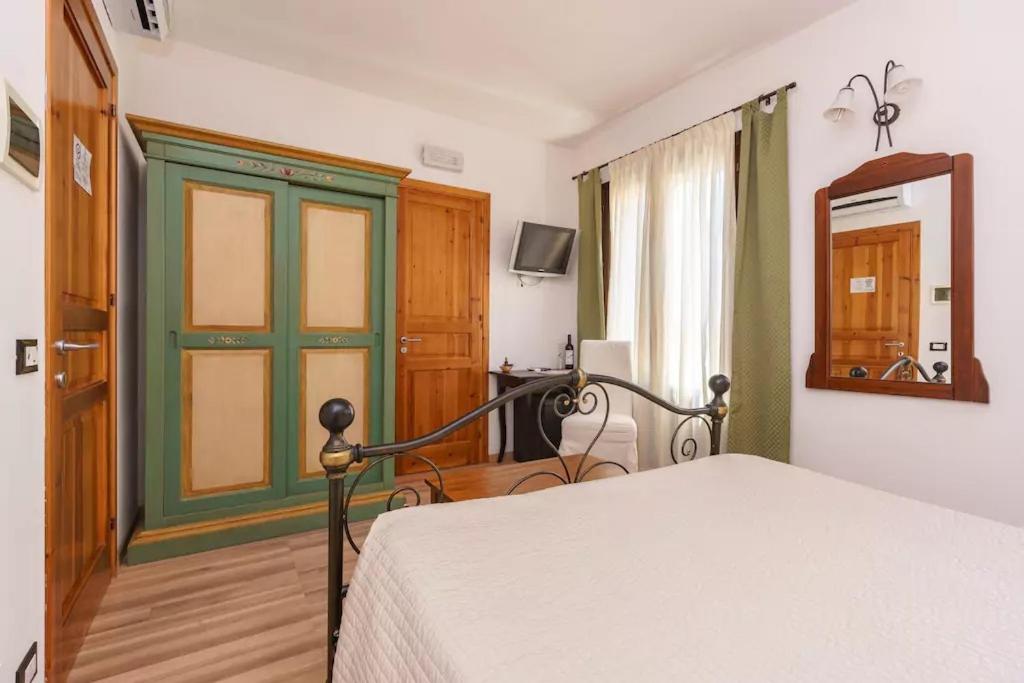 Residence Mareluna - Double Room With Private Bathroom