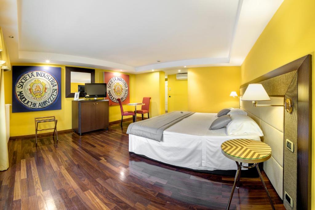 Hotel Vittoria - Triple Room