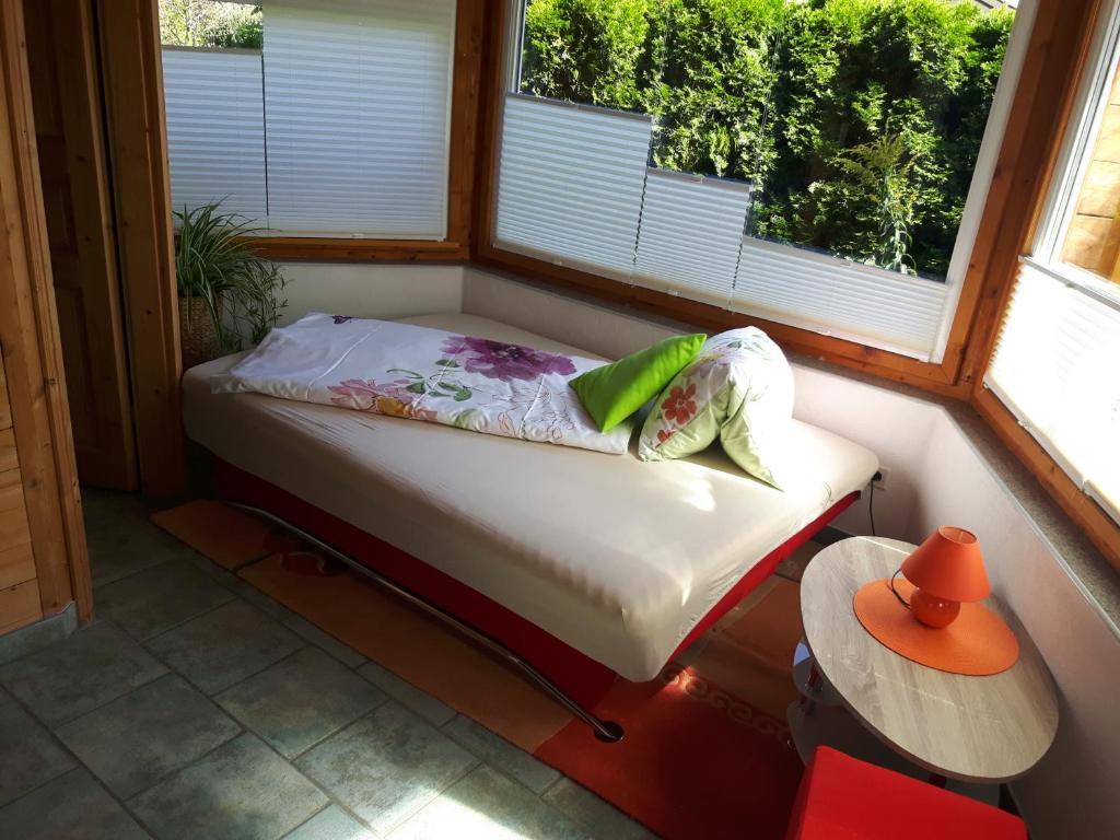 Postel nebo postele na pokoji v ubytování Haus Elisabeth