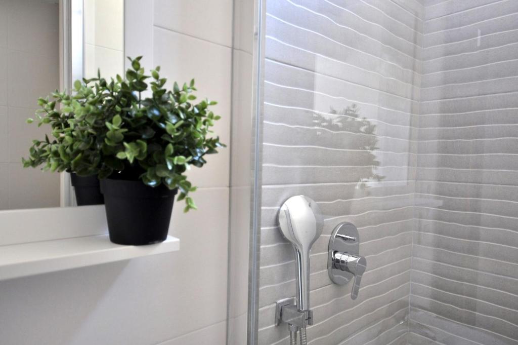 Koupelna v ubytování Zahira Suites
