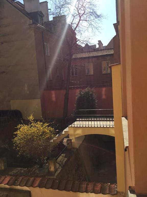 Budova, v ktorej sa apartmán nachádza