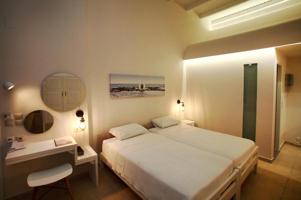 Studios Vasilis - Apartment With Balcony