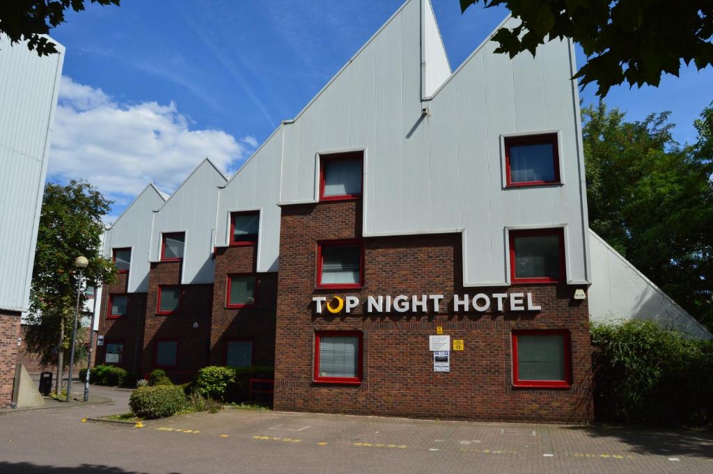 Top Night Hotel