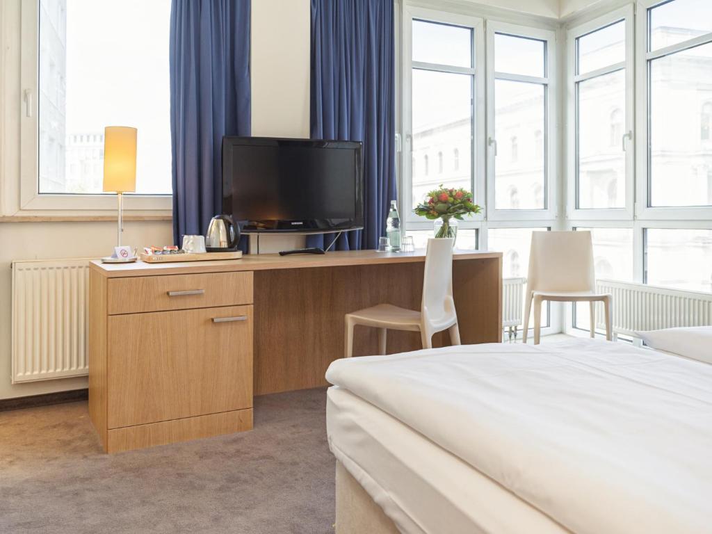 Hotel Berlin Mitte by Campanile - Resim 17