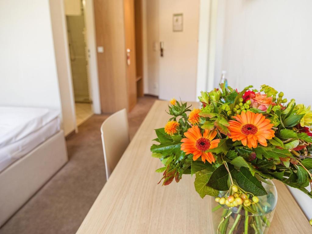 Hotel Berlin Mitte by Campanile - Resim 33