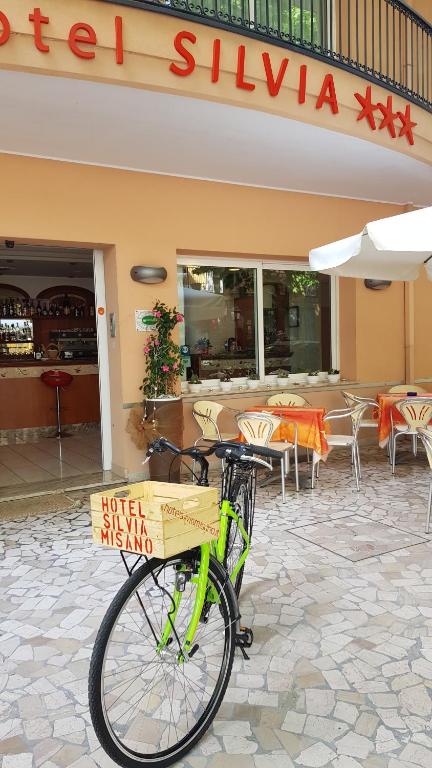 Jízda na kole v ubytování Hotel Silvia nebo okolí
