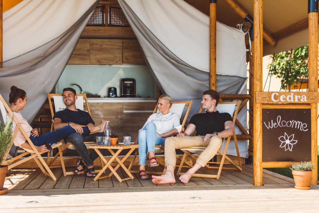 Hosté ubytování Glamping Olimia Adria village