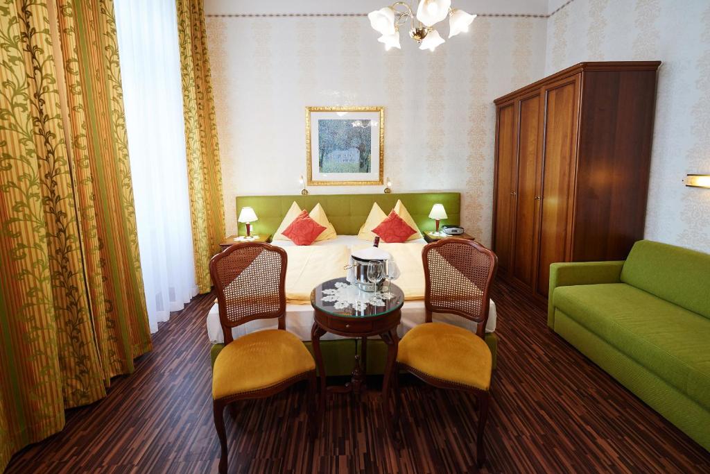 Posezení v ubytování Hotel Austria - Wien
