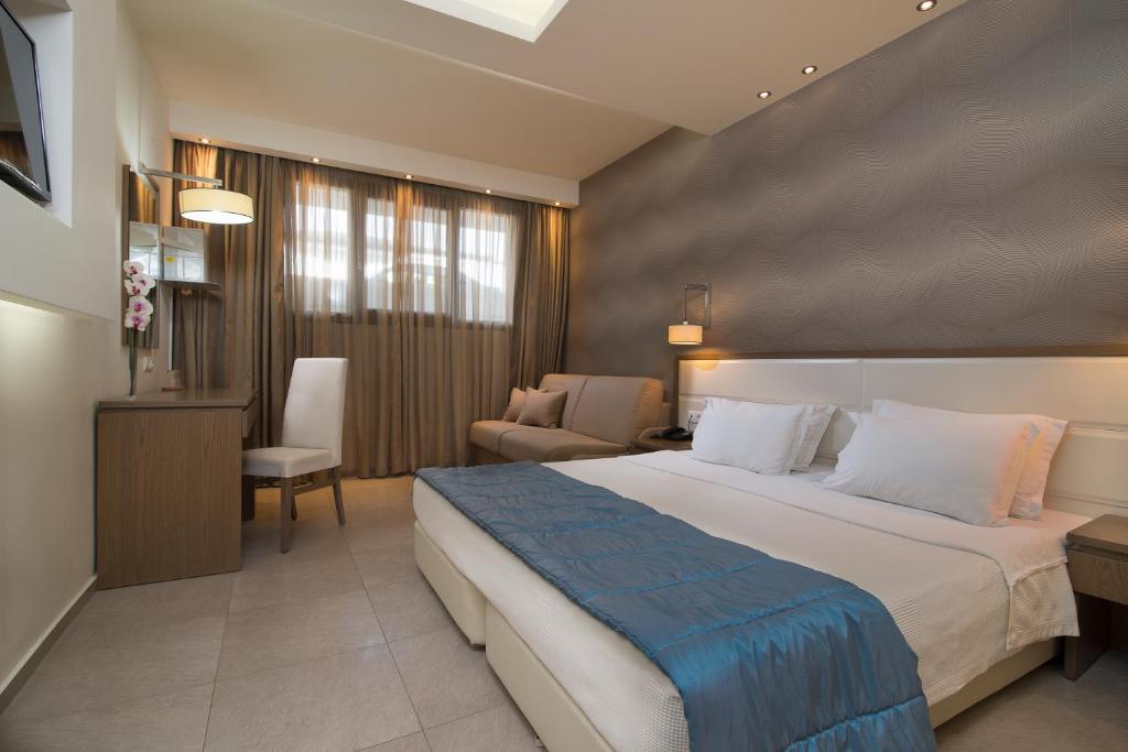 Cosmopolitan Hotel - 5