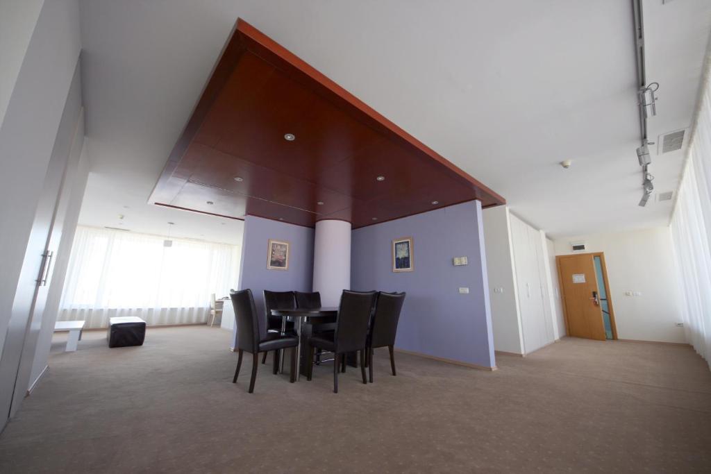 Savoy Hotel - Resim 17