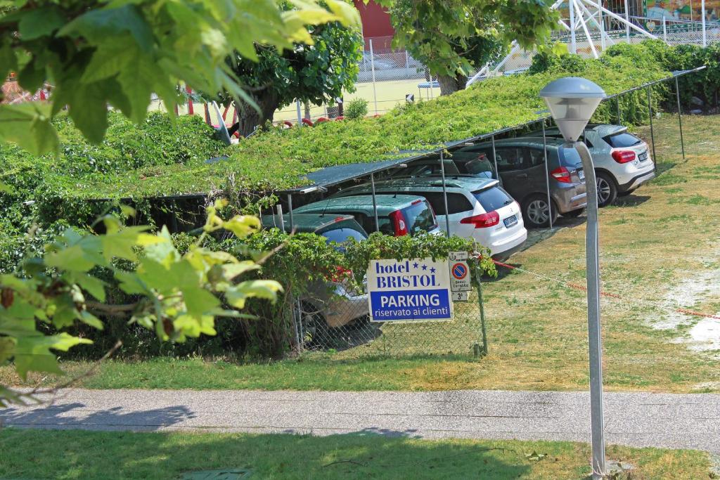 Zahrada ubytování Hotel Bristol - a 30 mt dalla spiaggia