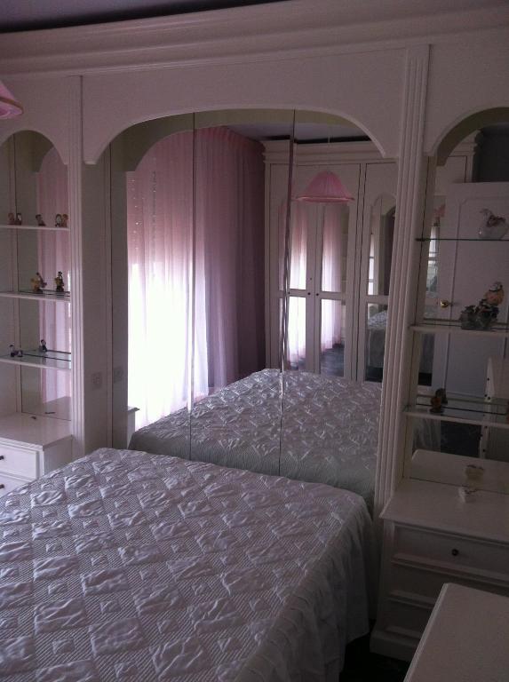 Chalet Torremolinos (España Torremolinos) - Booking.com