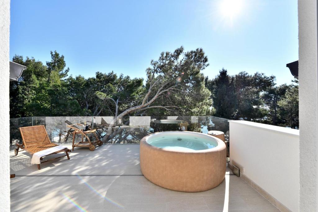 Balkón alebo terasa v ubytovaní Chiponsky One - 5 star beachfront property