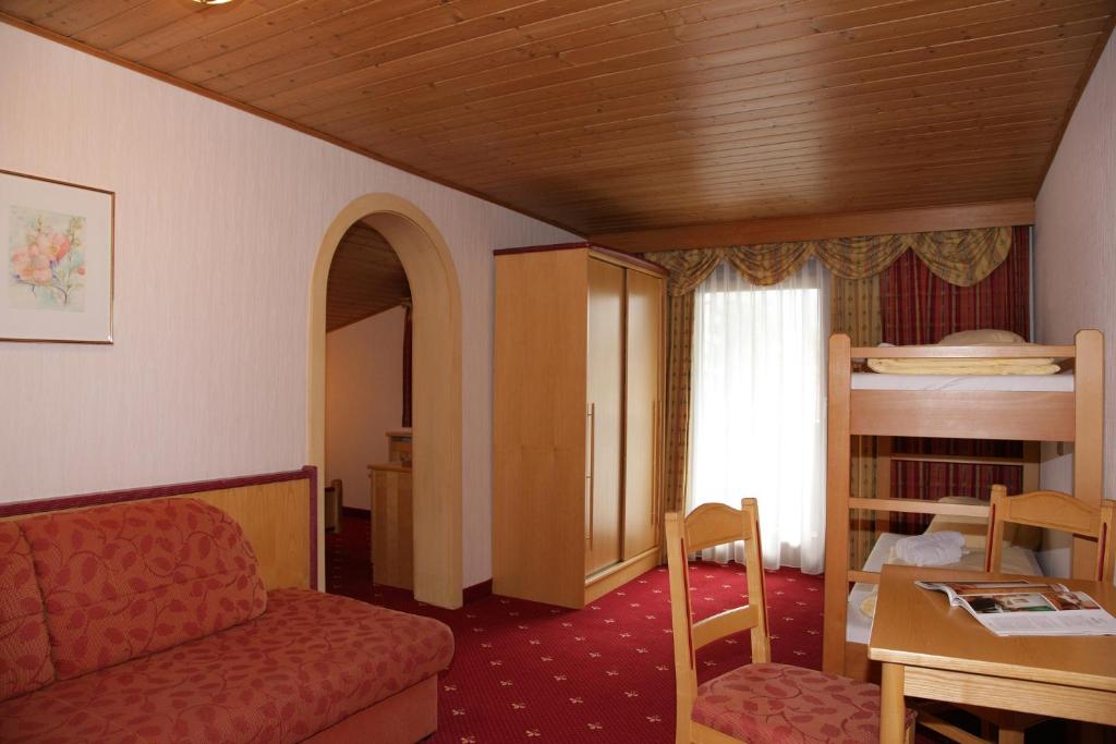 Posezení v ubytování Altachhof Hotel und Ferienanlage - Jokercard im Sommer inklusive