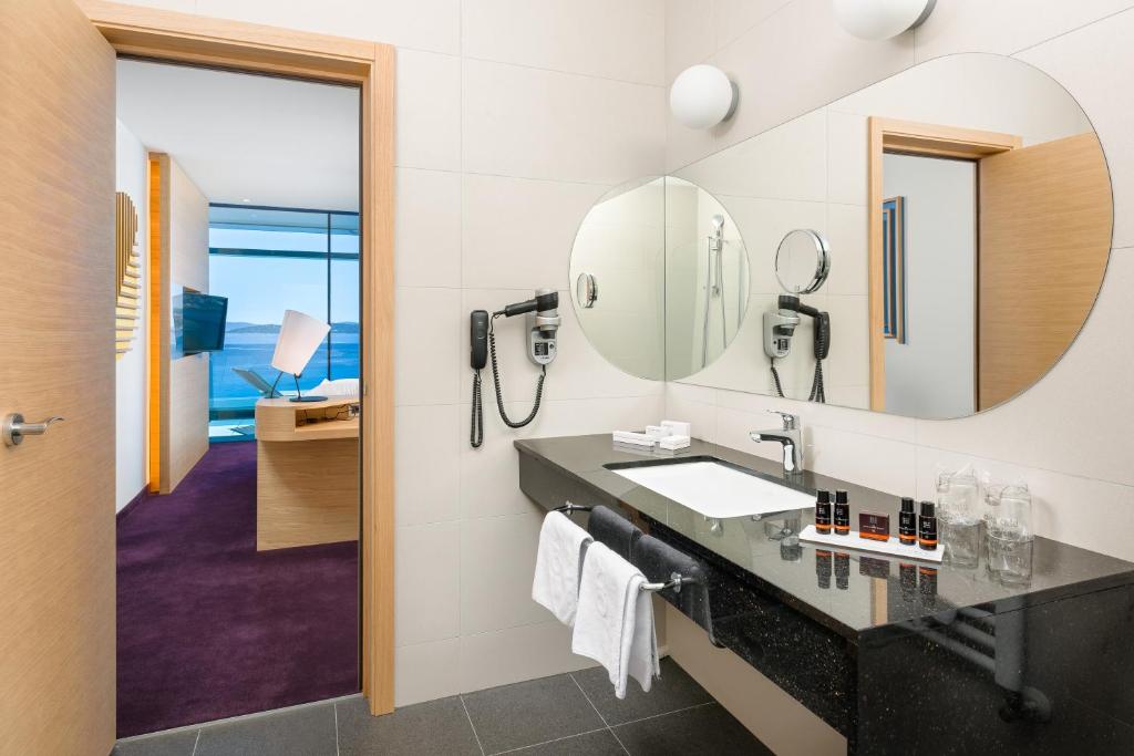 Hotel Olympia Sky - 4