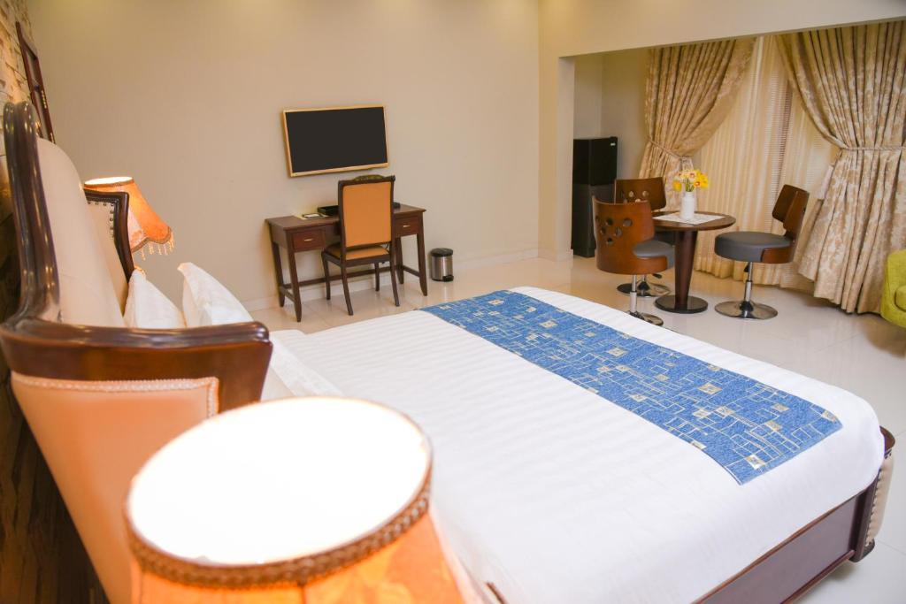 Orchards Cottage Hotel - Executive Room
