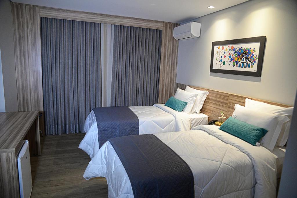  Dubai Suites