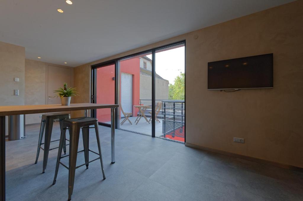 The One Apartments – photo 13
