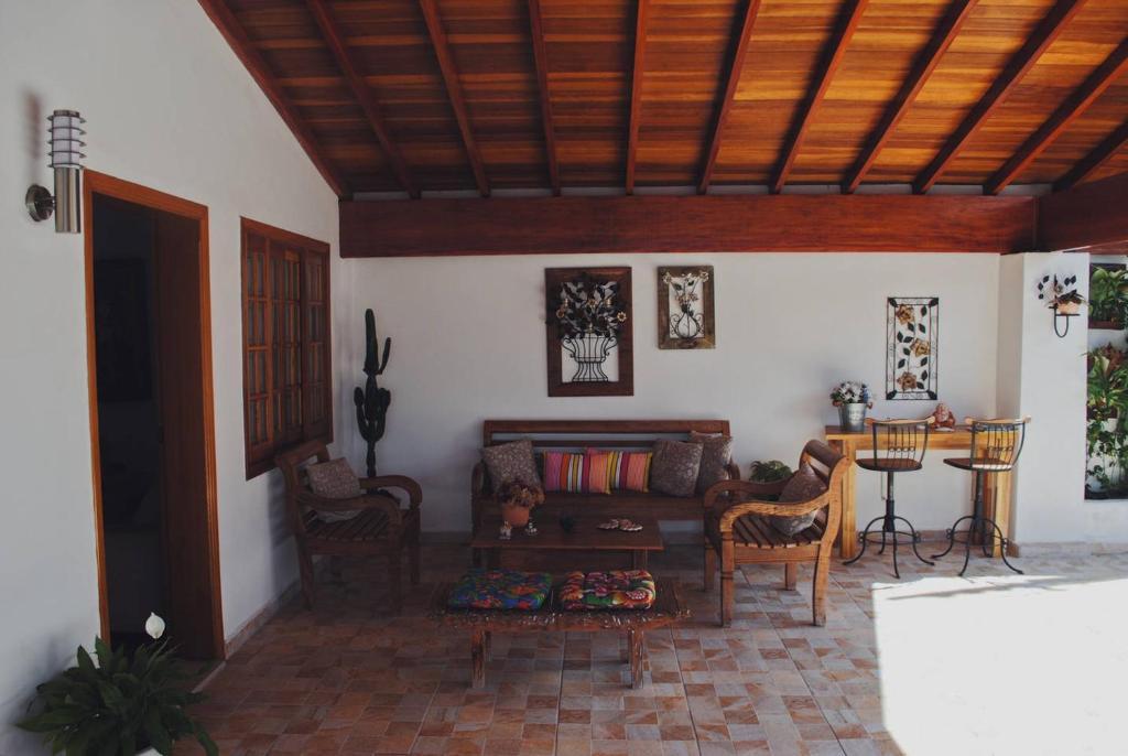  Corona Hostel