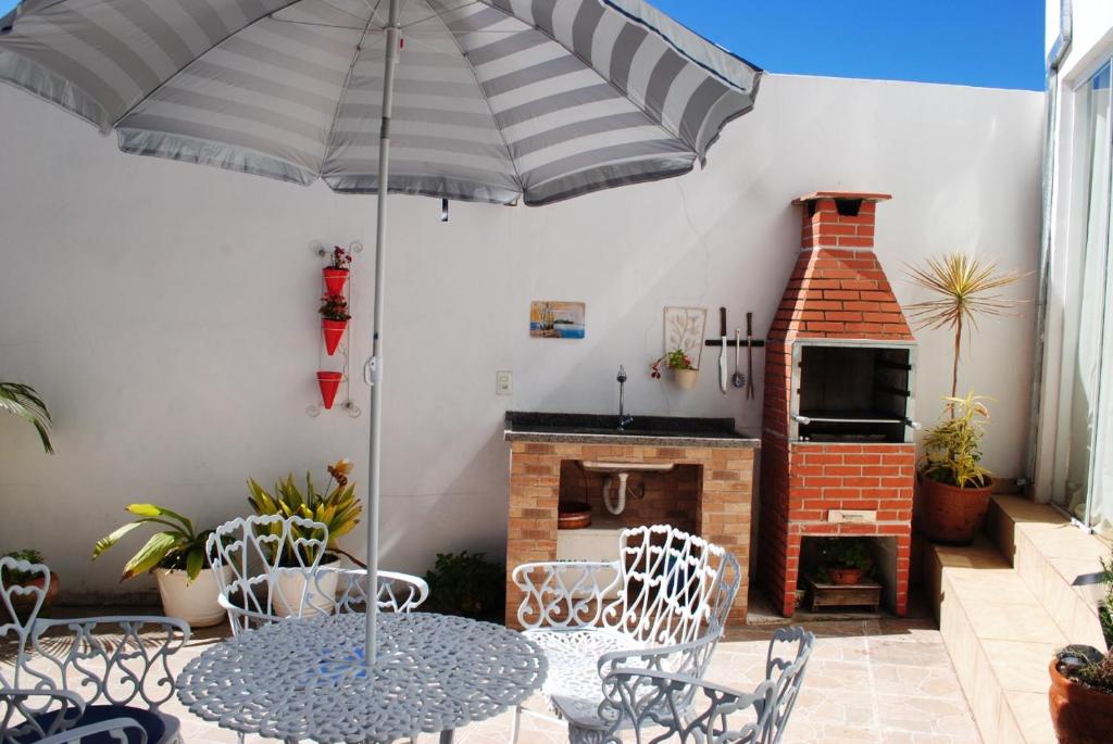  Corona Hostel