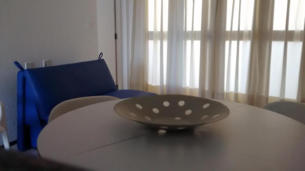  APARTAMENTOS NO CARTIER PRAIA DO FUTURO FORTALEZA CONFORTAVEL COM 2 QRTOS 1 suite