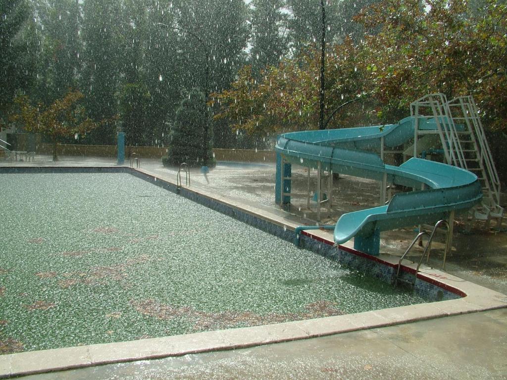 Bazén v ubytování Hotel Río Piscina nebo v jeho okolí