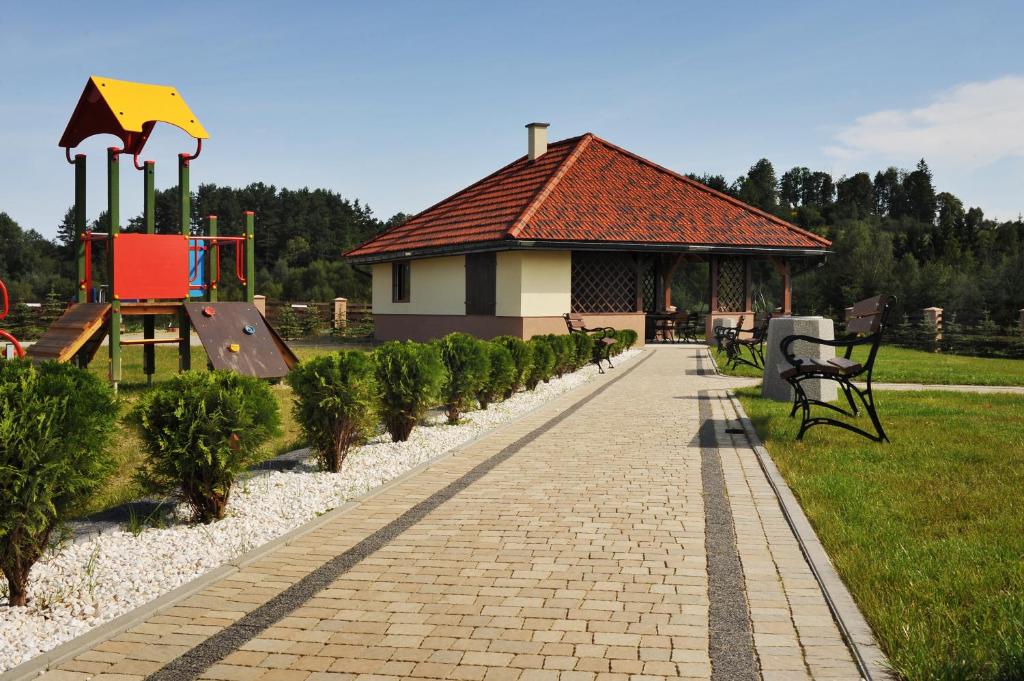 Zahrada ubytování Zajazd Bieszczadzka Ostoja