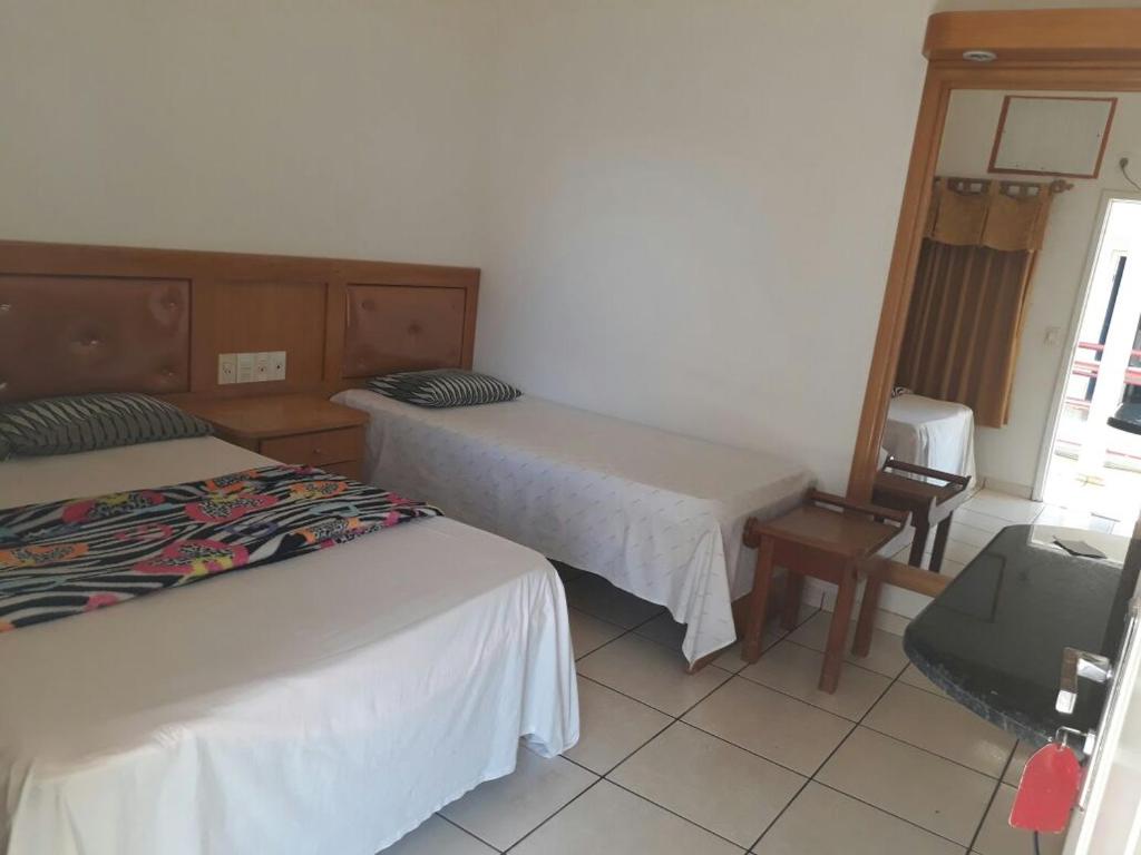  Pluma Hotel
