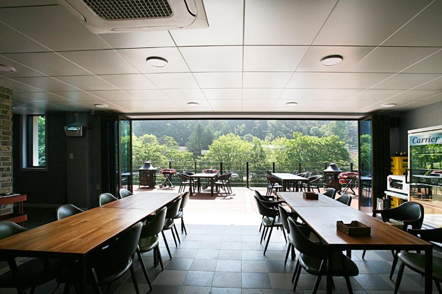 Restaurace v ubytování CAMP Jirisan Parkview