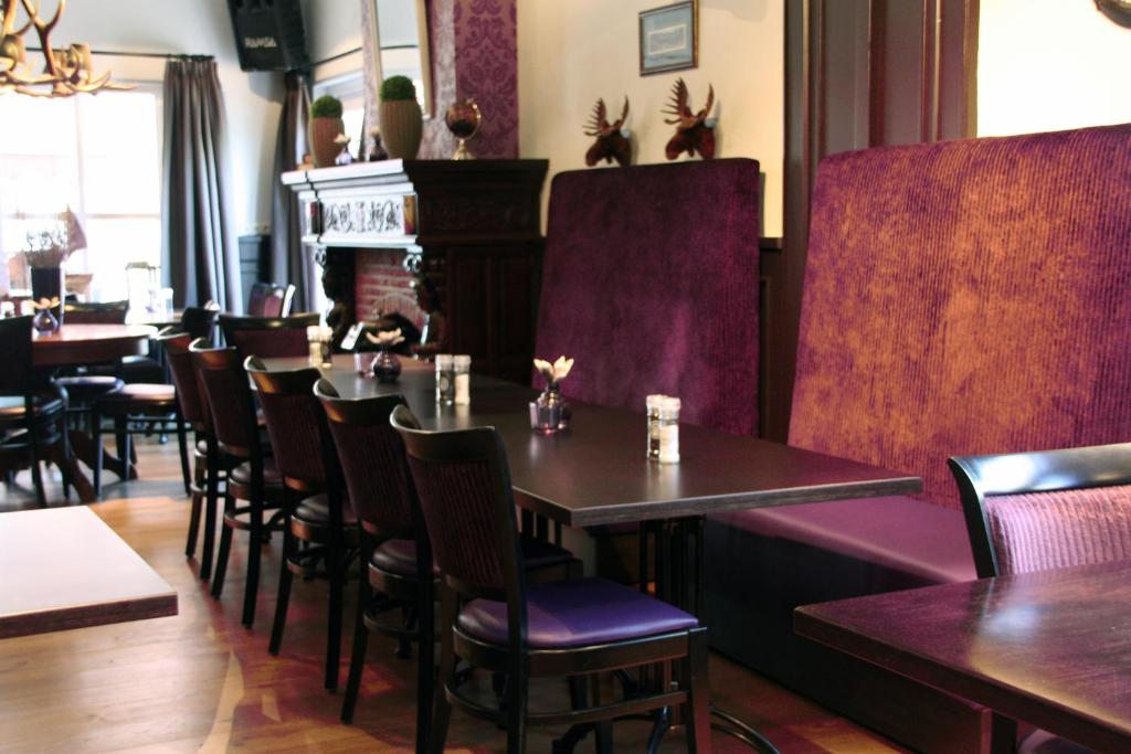 Restaurace v ubytování Herberg de Zwaan Hedel
