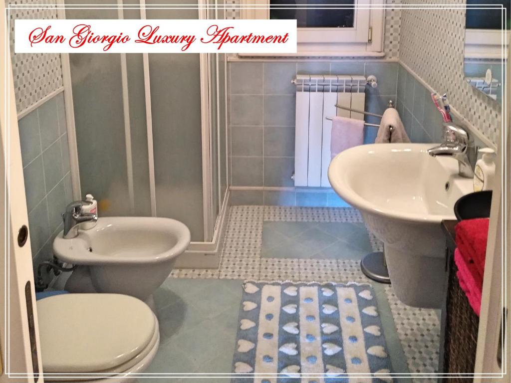 Kúpeľňa v ubytovaní San Giorgio Luxury Apartment Taormina-Panoramic Pool & Parking Space
