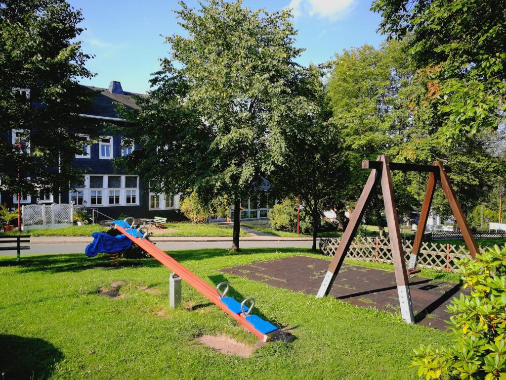 Herní místnost nebo prostor pro děti v ubytování Apartments und Bistro Zum Glasmacher