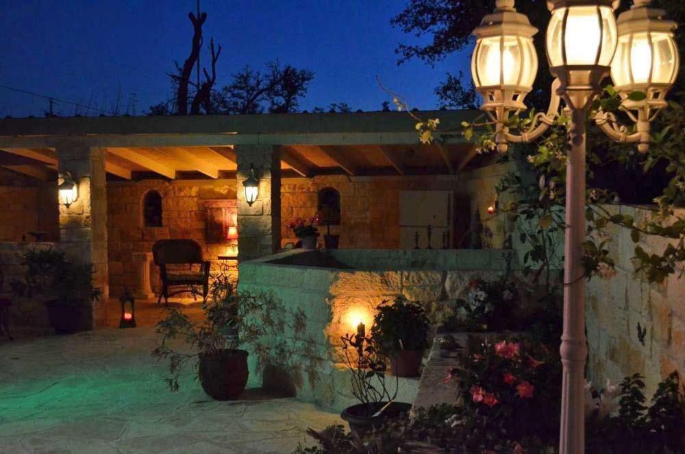 Piscina di Rarumpelpunzeldornaschenwittchen o nelle vicinanze