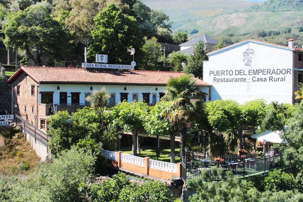 Hostales o pensiones Casa Rural Puerto Del Emperador en Aldeanueva de la Vera, Extremadura