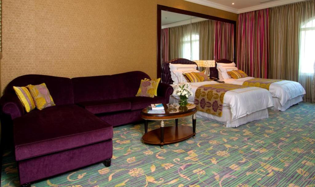 Grand Regency Doha, Trademark Collection by Wyndham - エグゼクティブツインルーム