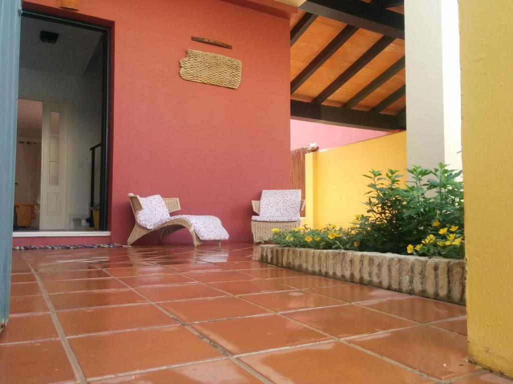A seating area at Residencial Las Redes - 19