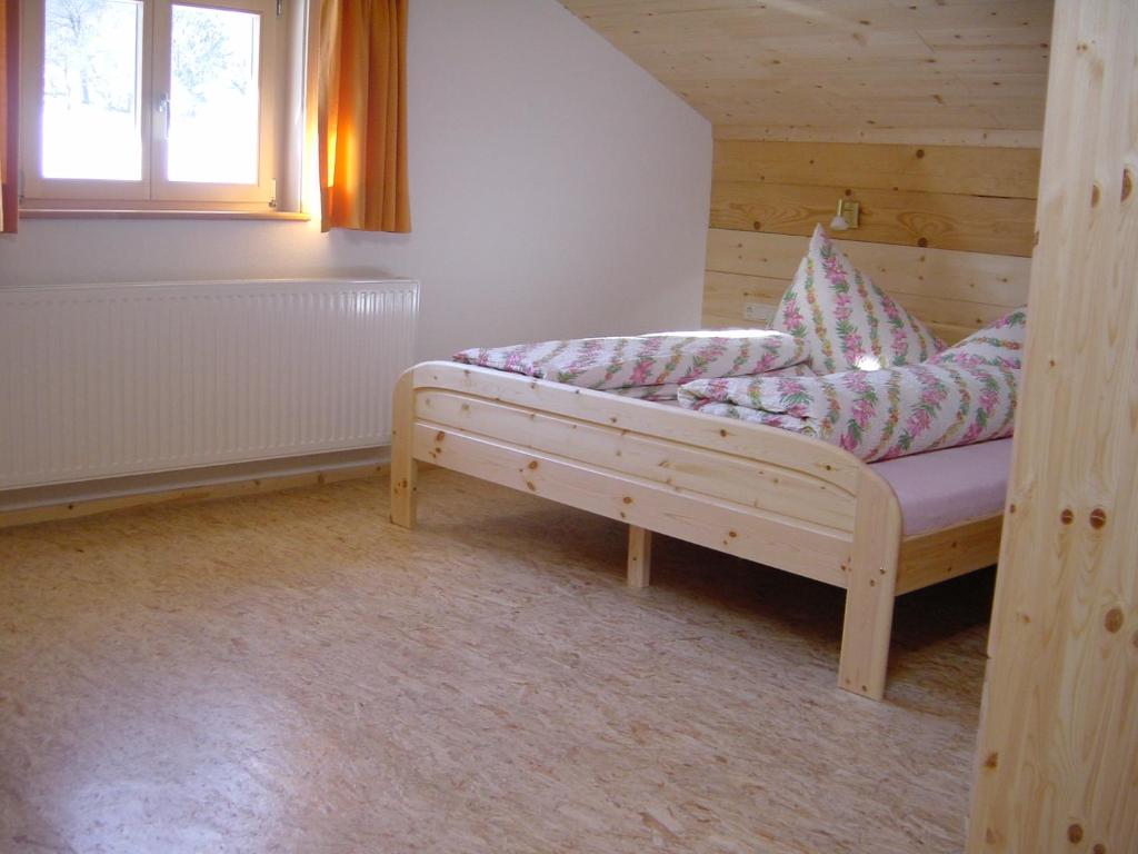 Postel nebo postele na pokoji v ubytování Chalet Montafon