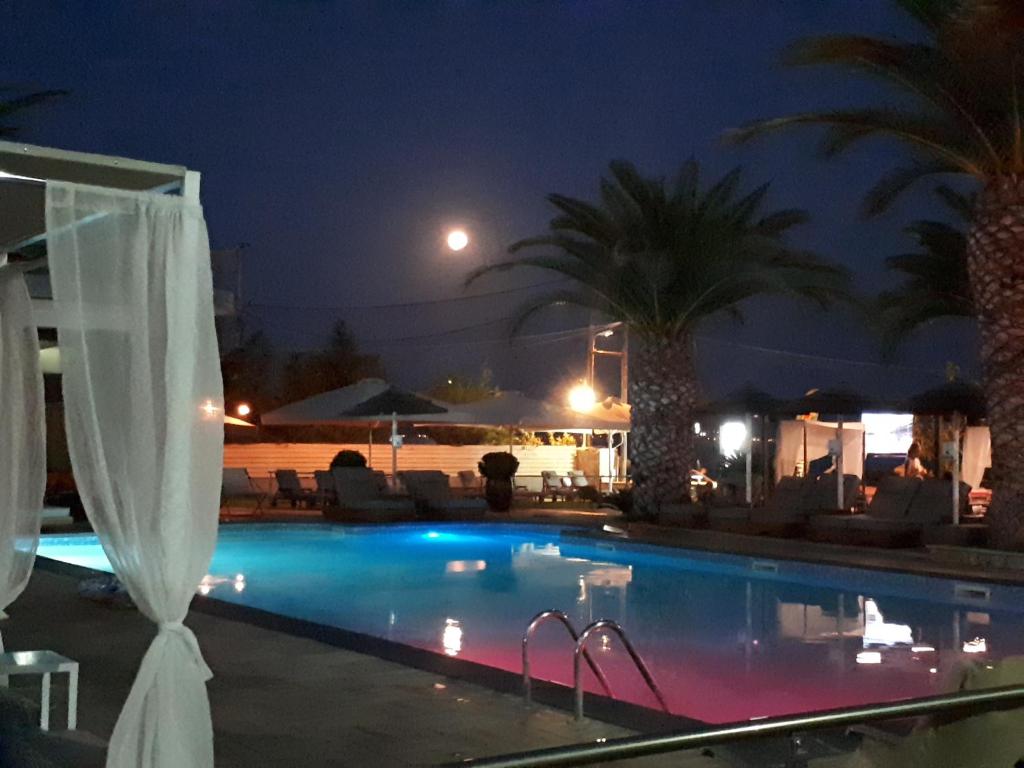 Bazén v ubytování Evvoiki Akti Hotel nebo v jeho okolí