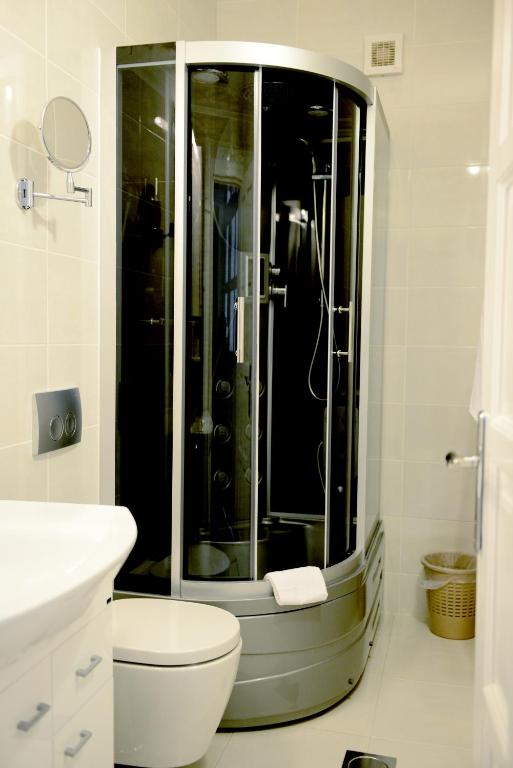 Un baño de Hotel Sanja former Oliva