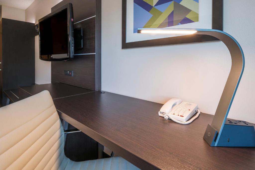 Holiday Inn Express Hotel & Suites Livermore by IHG - Standard Room