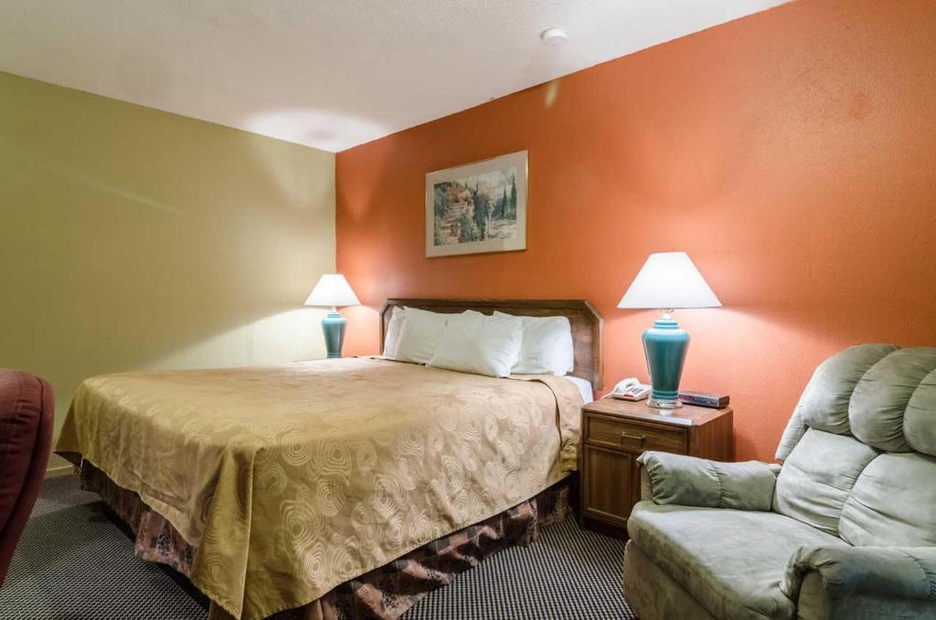 Executive Inn Dodge City, KS - Cuarto King