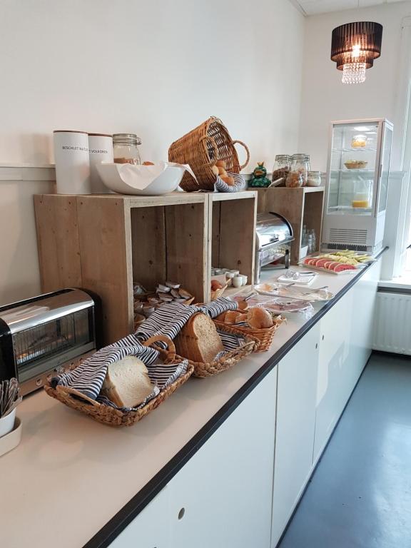 Eten bij of ergens in de buurt van het hotel

