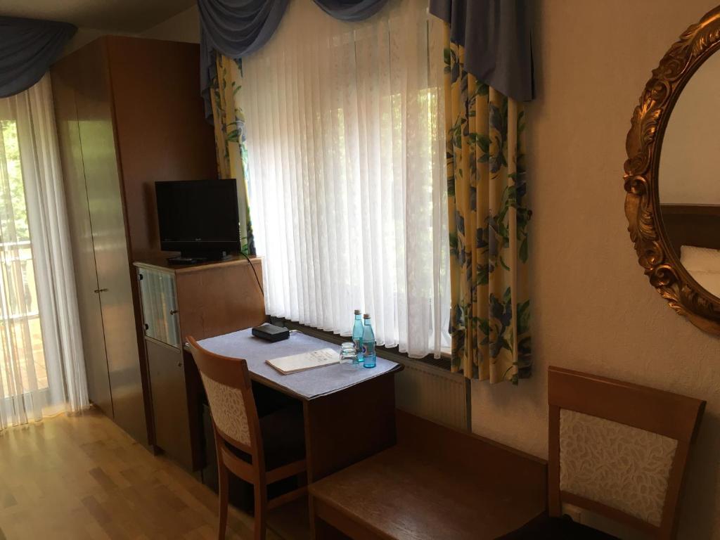 Gasthof zur Sonne Winzenhohl - Habitación Doble Con Terraza