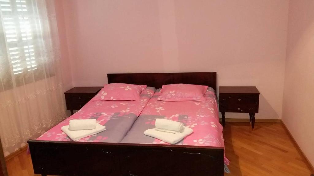 Postel nebo postele na pokoji v ubytování Guesthouse Fatima