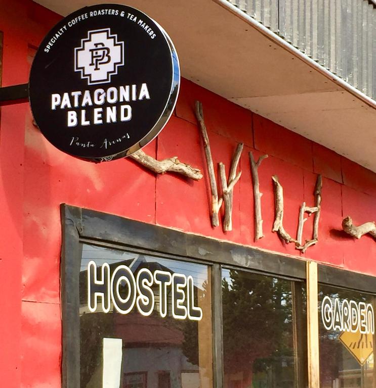 Um certificado, prémio, placa ou documento mostrado em Wild Hostel
