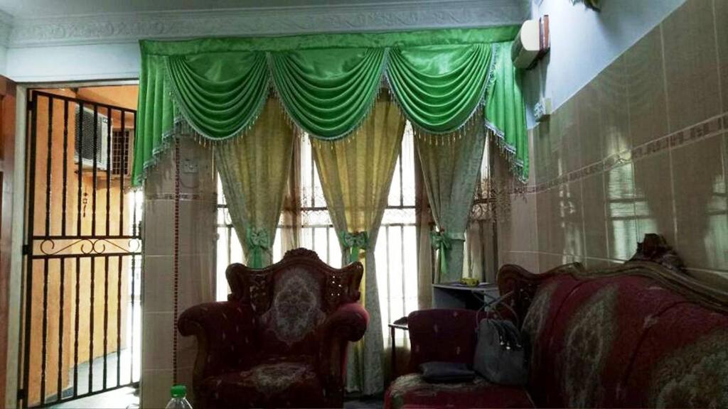 Posezení v ubytování Farzai Homestay