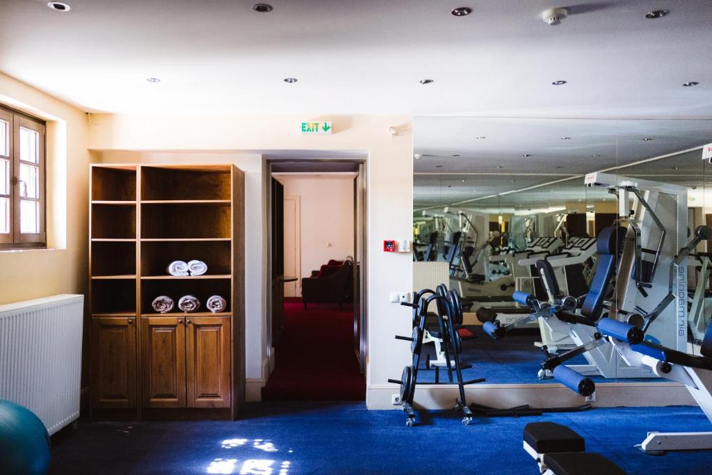 Posilňovňa alebo fitness centrum v ubytovaní Trikolonion Country Stemnitsa