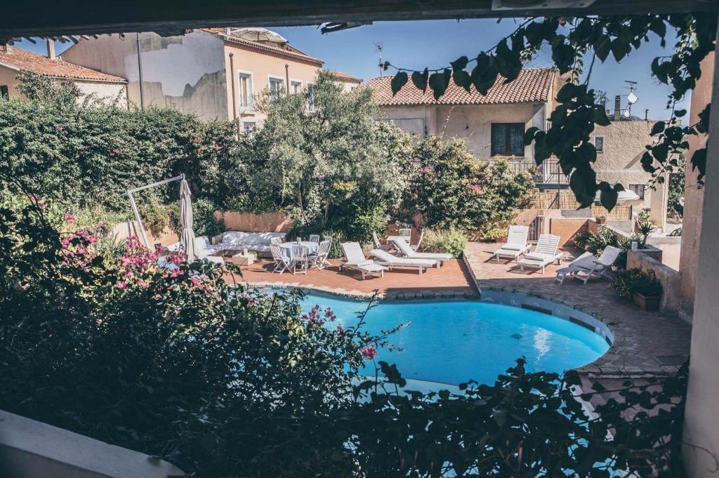 Bazén v ubytování Boutique Hotel Sant'Andrea & Relais nebo v jeho okolí