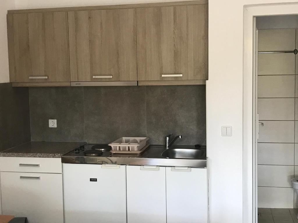 Kallirroi Apartments - 10