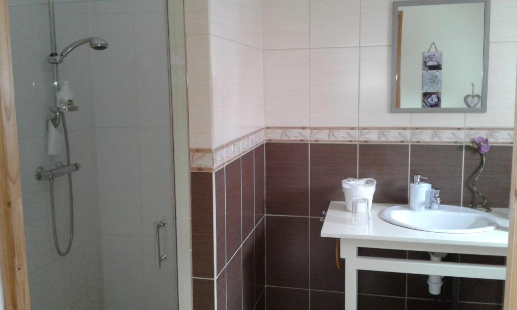 Koupelna v ubytování Chambre d'hotes Le Hamel